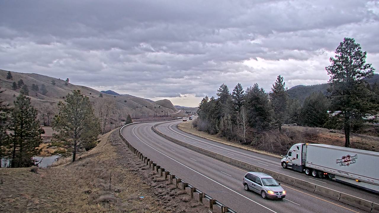 East Elev 3901 - 12/16/2025 04:15 PM