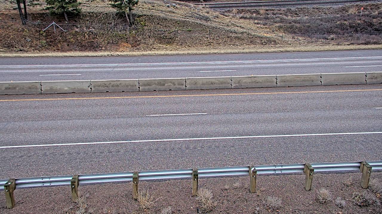 Roadway Elev 3901 - 12/16/2025 04:15 PM