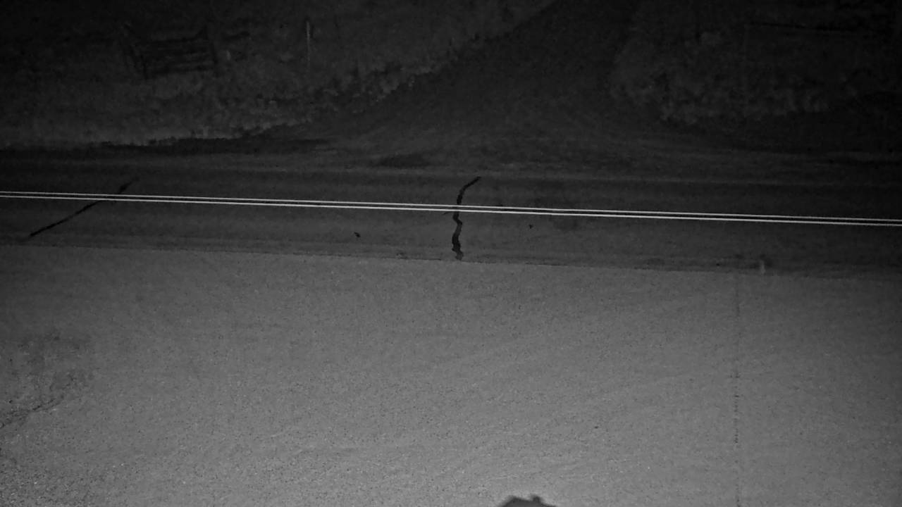 Roadway Elev 5870 - 07/16/2026 04:45 AM
