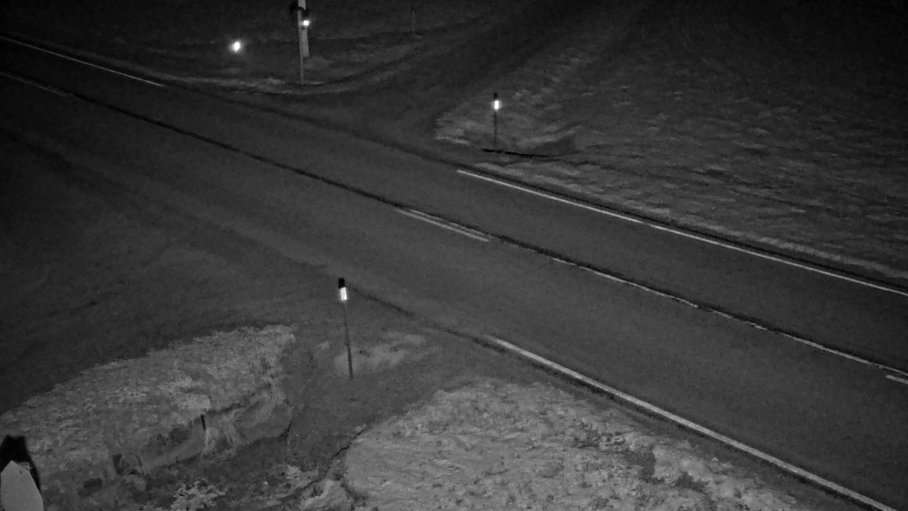 Intersection Elev 3557 - 04/25/2026 02:45 AM