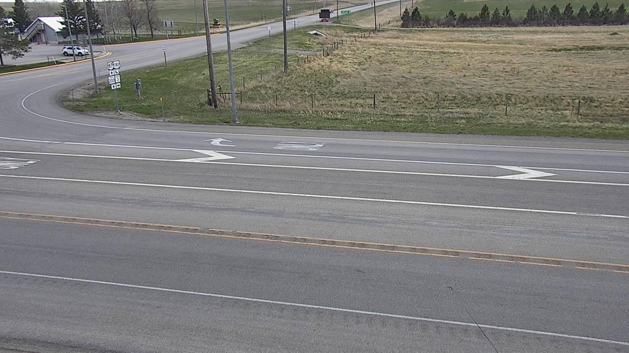 Eddies Corner - Roadway Elev 4071