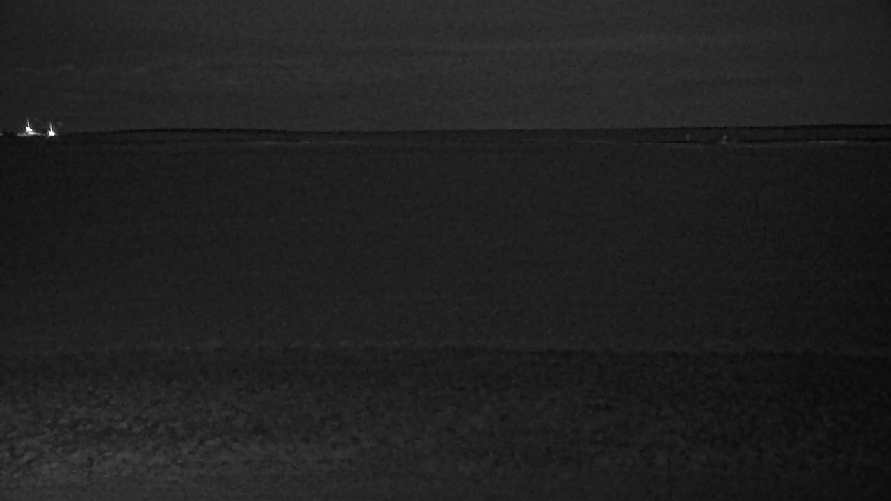 North Elev 3300 - 05/02/2026 01:30 AM