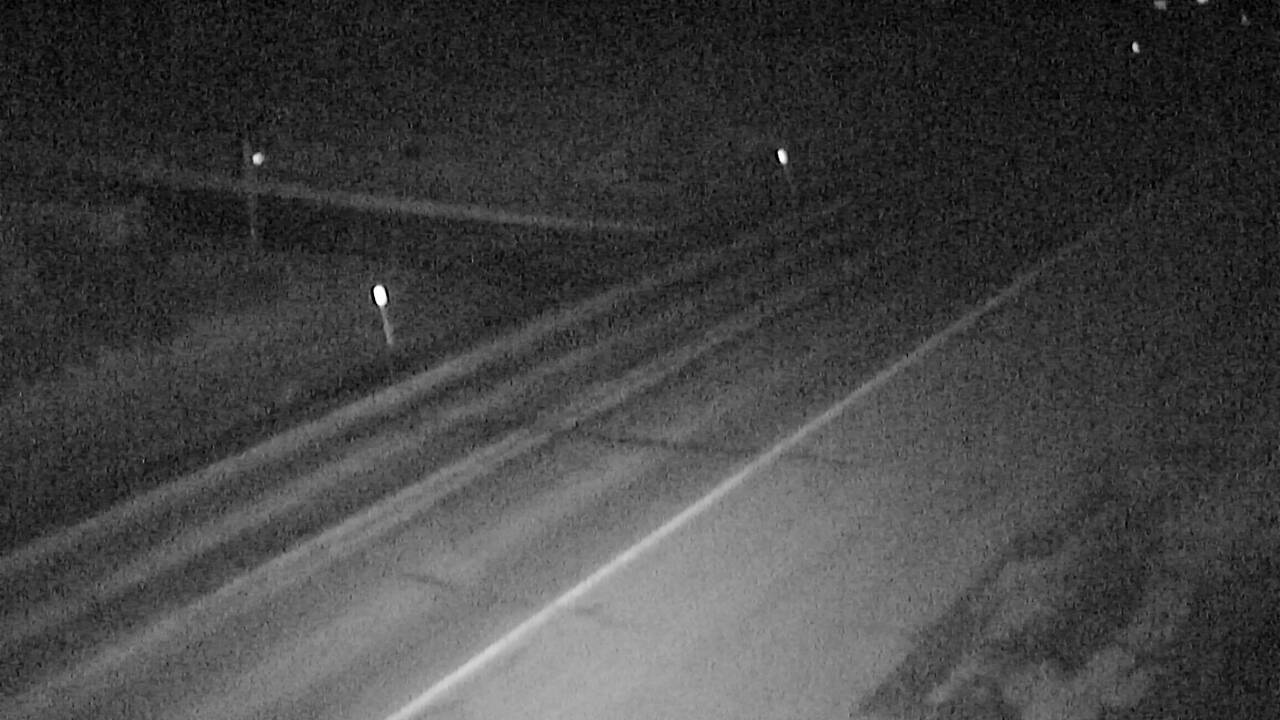 Lewistown Divide - Roadway Elev 4622