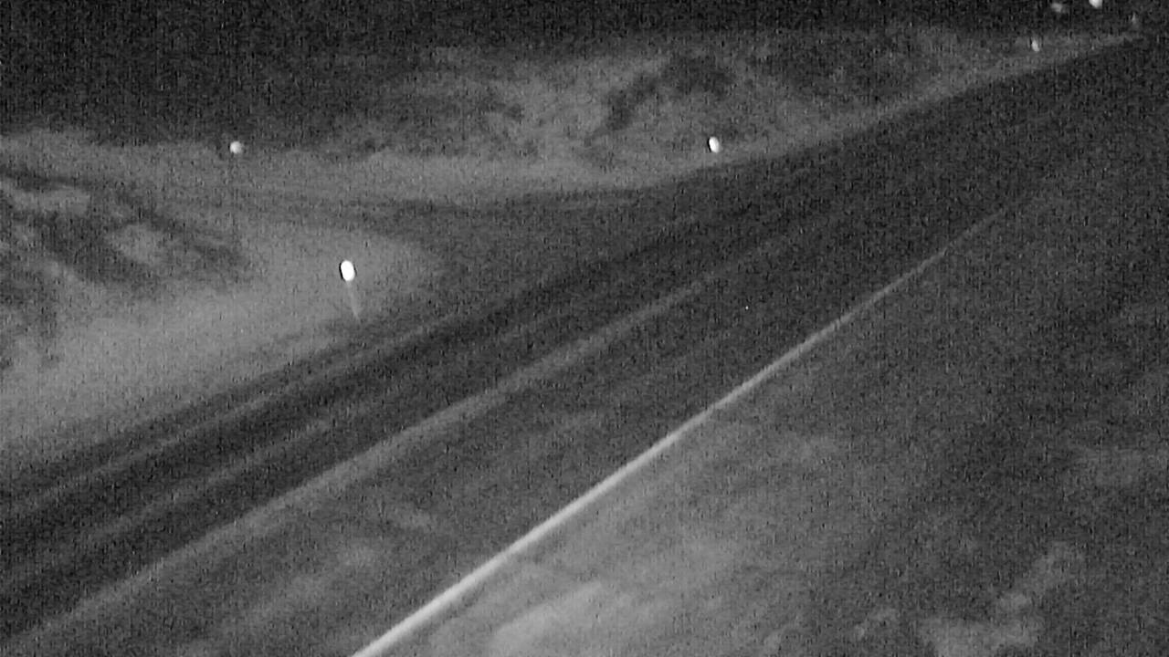 Lewistown Divide - Roadway Elev 4622