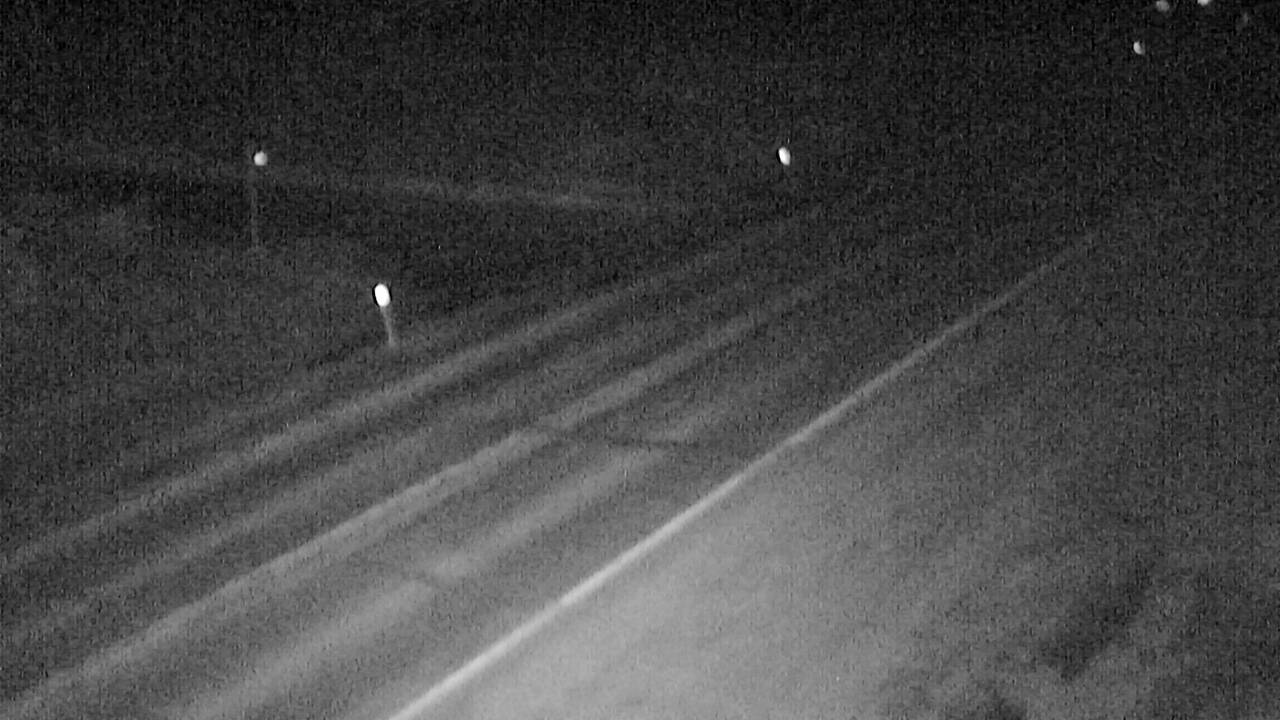 Lewistown Divide - Roadway Elev 4622