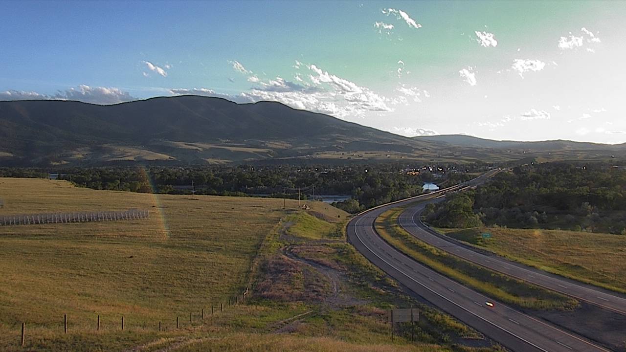Livingston River Hill - West Elev 4580