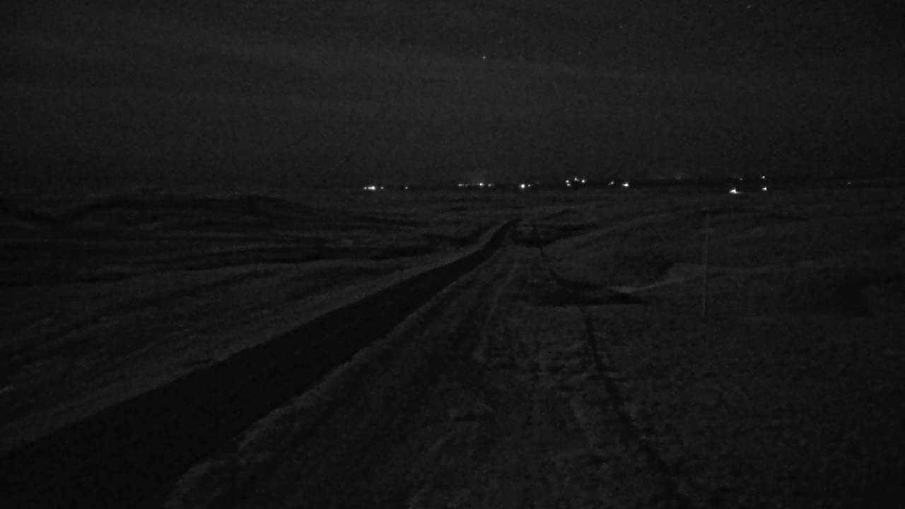 South Elev 2401 - 04/25/2026 02:45 AM