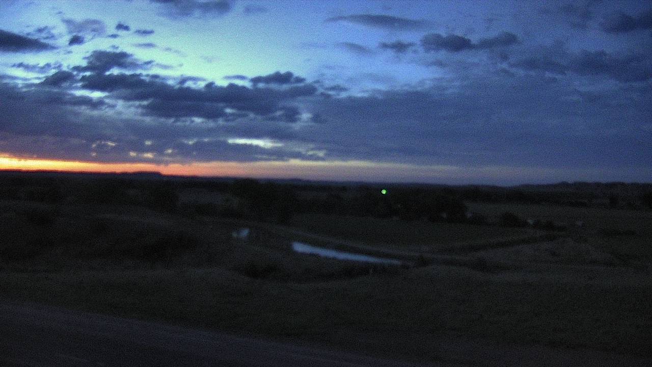 East Elev 2015 - 06/09/2026 04:15 AM
