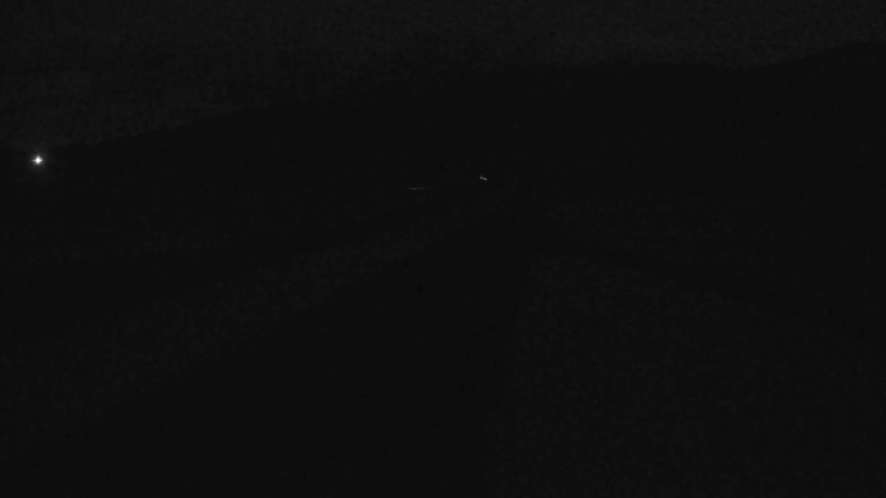 South Elev 4040 - 04/25/2026 02:30 AM