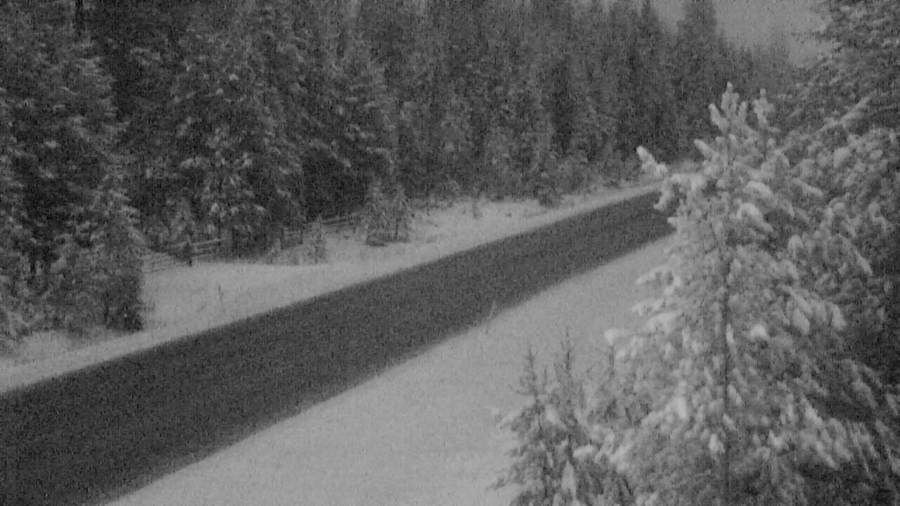 Swan Lake - South Elev 3567