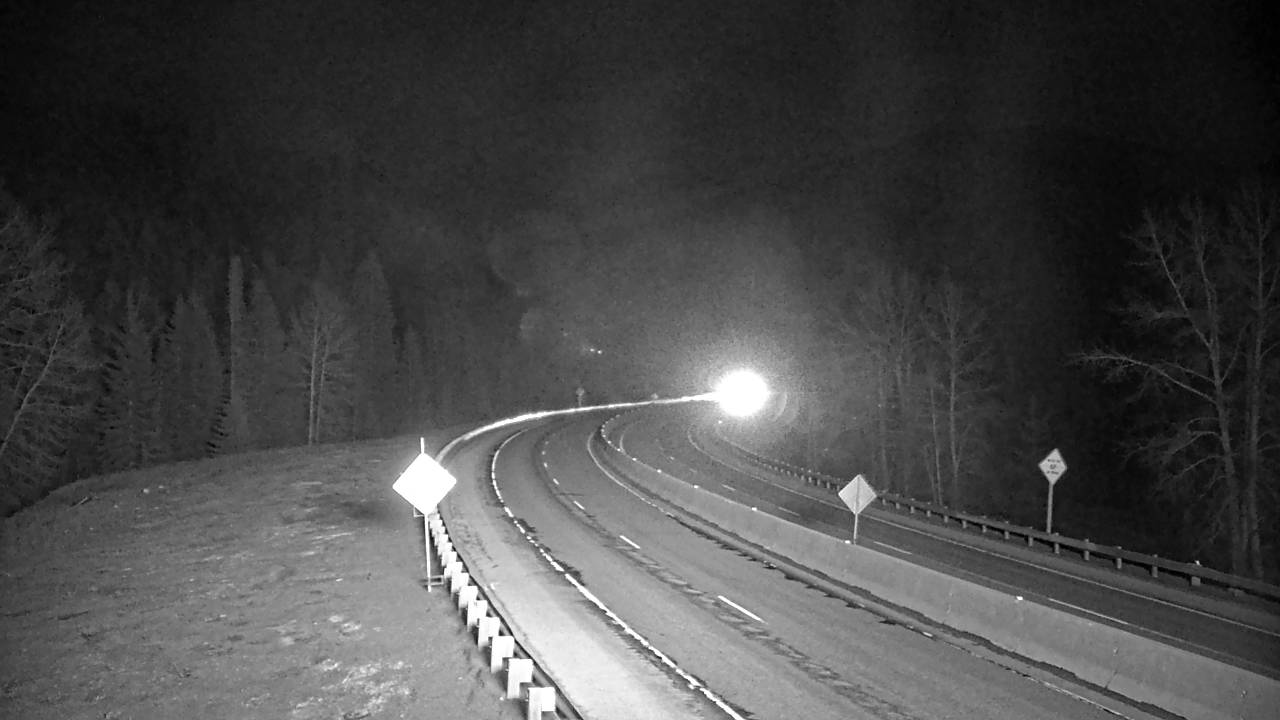 Southeast Elev 3708 - 04/25/2026 02:45 AM