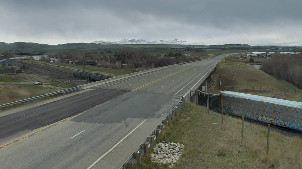 Southeast Elev 3974 - 04/16/2026 01:45 PM