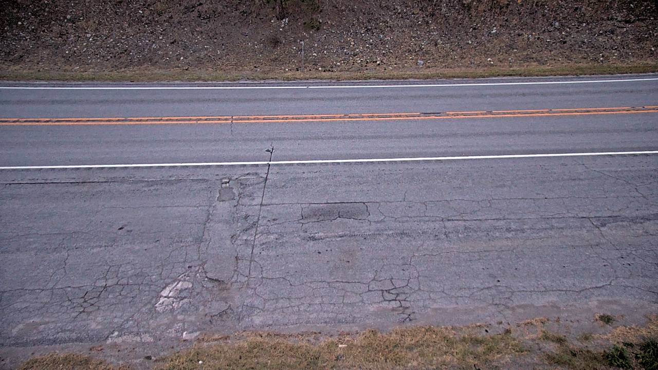 Roadway Elev 2201 - 08/15/2026 06:15 AM