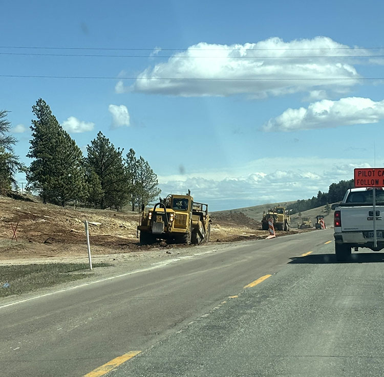 Construction on the shoulders of the roadway. April 2025