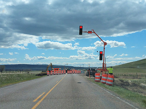 MP 17.4 One-lane detour and temporary traffic signal image